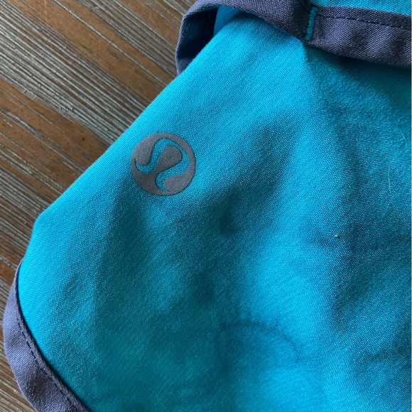 RARE LULULEMON SPEED SHORTS - Picture 3 of 6